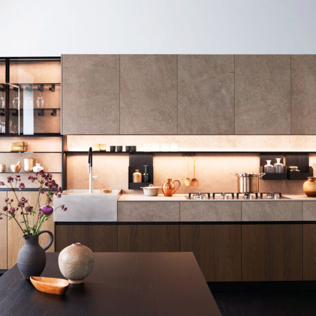 Küche von Cesar Holz und bronze